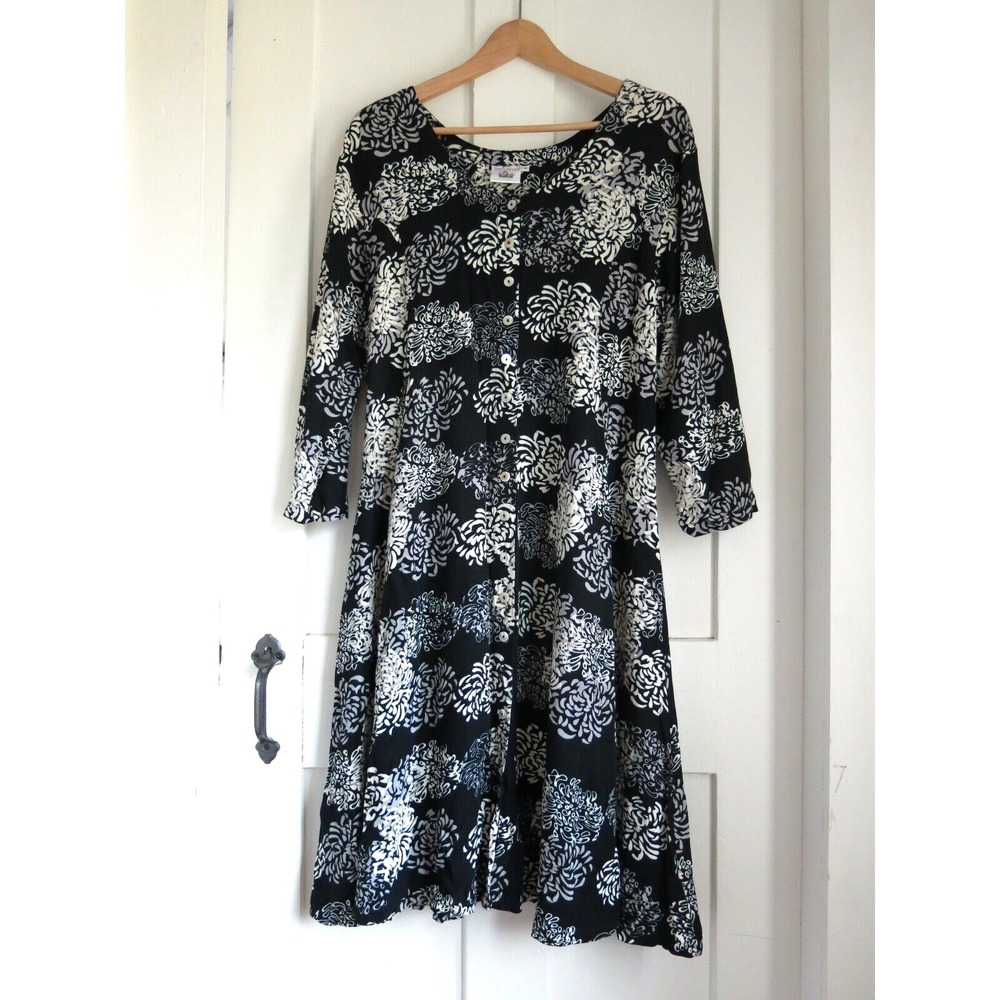 Very Vineyard Edgartown Black Floral Rayon Dress Small A-Line Coastal Grandma